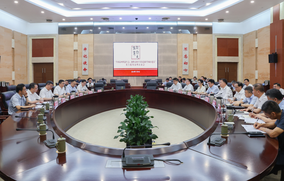 1720775439391010742.png 22.png